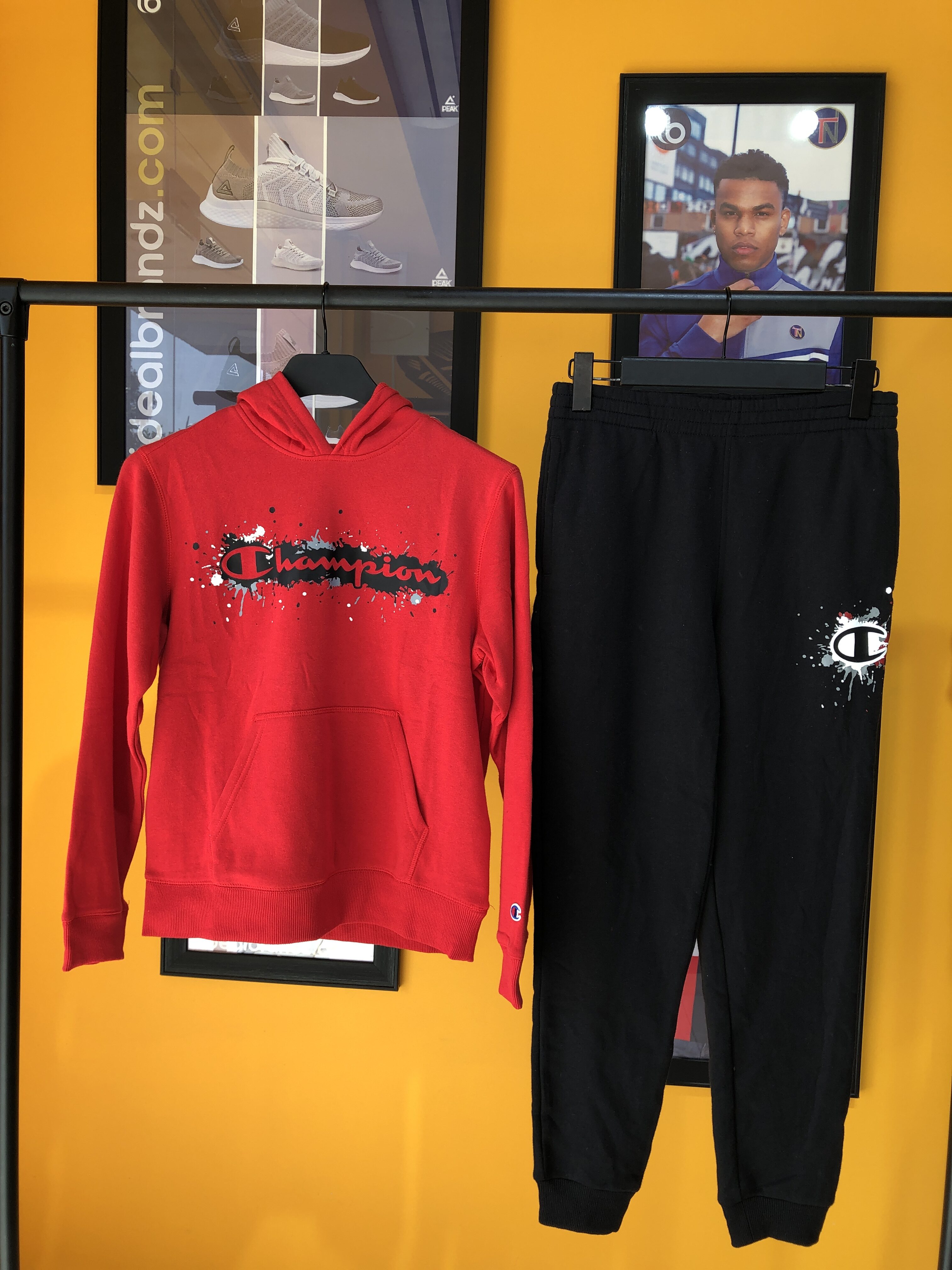 ensemble champion - CAB621-RED